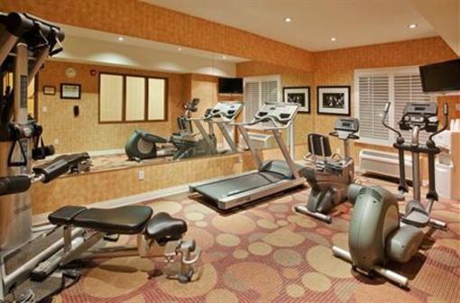 фото отеля Holiday Inn Express & Suites Modesto-Salida