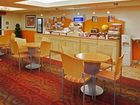 фото отеля Holiday Inn Express & Suites Modesto-Salida