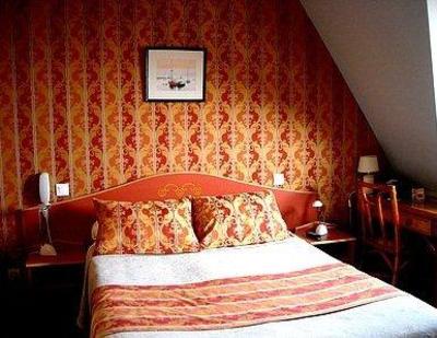 фото отеля Logis Hotel Du Casino