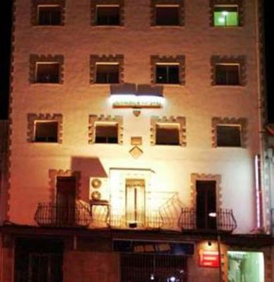 фото отеля Residence Hostel Urgell