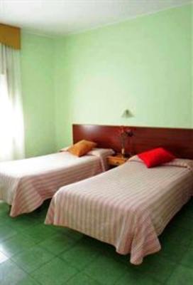 фото отеля Residence Hostel Urgell