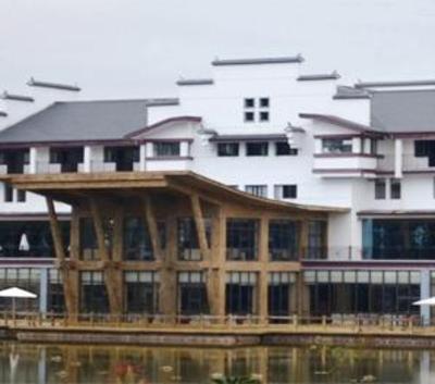 фото отеля Pine & Bamboo Bay Resort