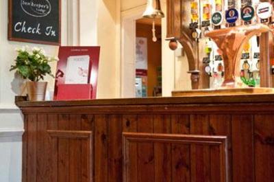 фото отеля Innkeeper's Lodge Woking