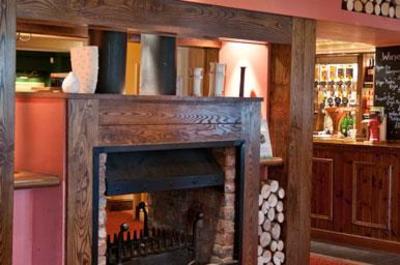 фото отеля Innkeeper's Lodge Woking