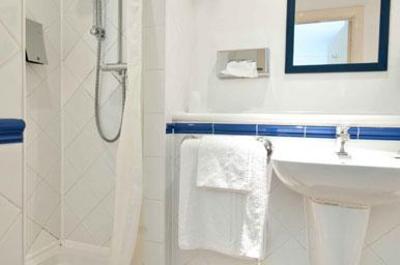 фото отеля Innkeeper's Lodge Woking