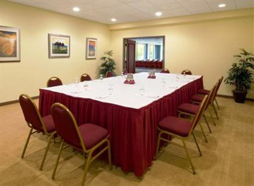 фото отеля Oceanside Inn and Suites
