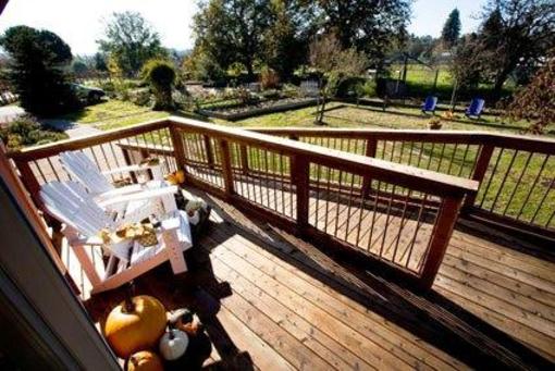 фото отеля Pearlessence Vineyard Inn