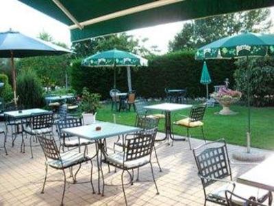 фото отеля Hotel Les Jardins du Lac