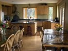 фото отеля Eh Canadian Lodge