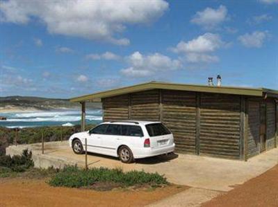 фото отеля Hanson Bay Cabins