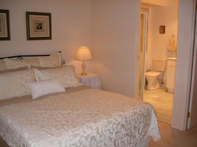 фото отеля All Comfort Bed & Breakfast