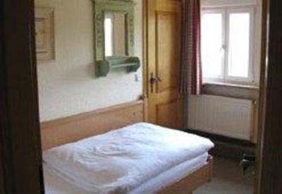 фото отеля Kofflers Heuriger Hotel Karlsruhe