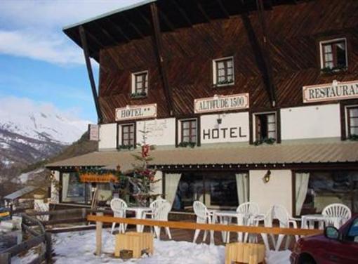 фото отеля L'Ours Blanc Hotel Allos