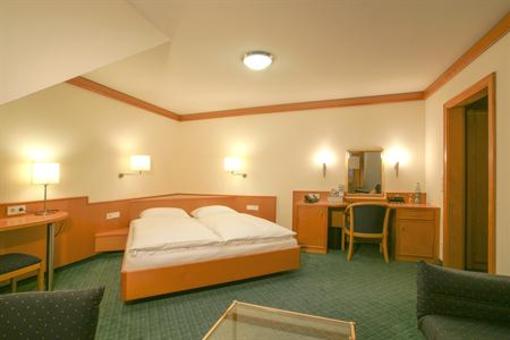 фото отеля Hotel Winzerstube