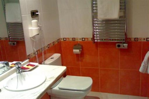 фото отеля Hostal La Salle