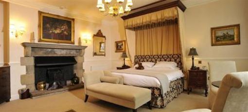 фото отеля Simonstone Hall Hotel Hawes