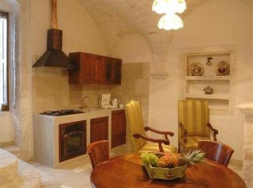 фото отеля Sotto Le Cummerse Hotel Locorotondo