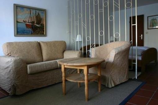 фото отеля Alexandra Ferienappartements Wenningstedt