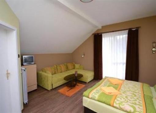 фото отеля Alsolover Apartman