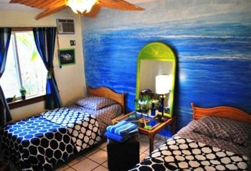 фото отеля Lahaina Bungalow