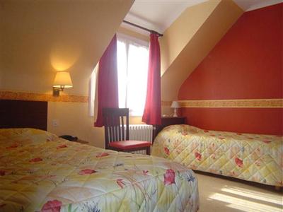 фото отеля Logis Hostellerie Saint-Paul