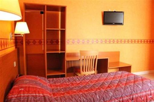 фото отеля Logis Hostellerie Saint-Paul