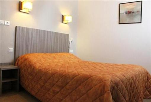 фото отеля Logis Hostellerie Saint-Paul