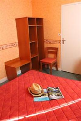 фото отеля Logis Hostellerie Saint-Paul