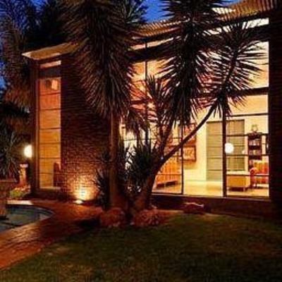 фото отеля African Moon Corporate House