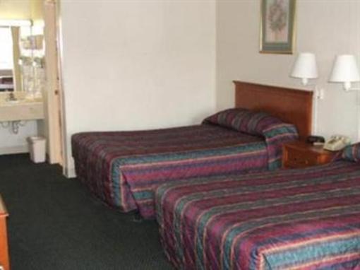 фото отеля Americas Best Value Inn Houston/Channelview