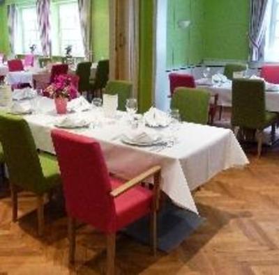 фото отеля Hotel Drei Kronen Elmshorn