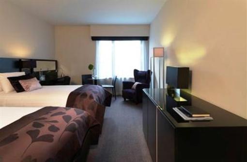 фото отеля Radisson Edwardian Guildford