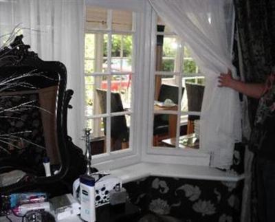 фото отеля Luminiere Bed & Breakfast Poole