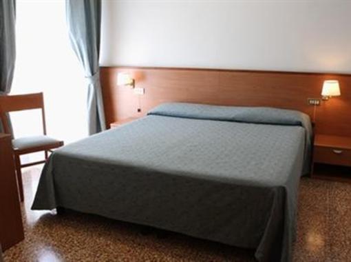 фото отеля Hotel Pino Solitario