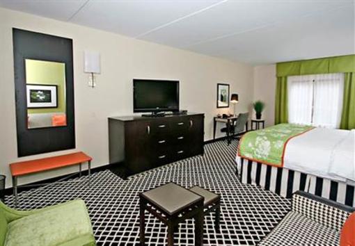 фото отеля Fairfield Inn & Suites Elkin/Jonesville