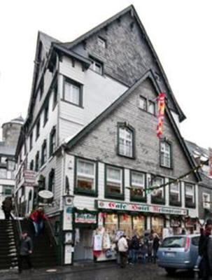 фото отеля Burghotel Monschau