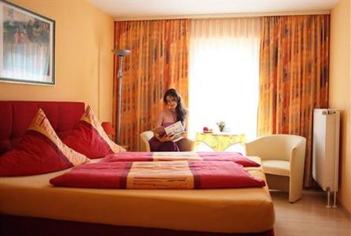 фото отеля Altstadt Pension Peiss