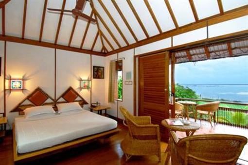 фото отеля Waterscapes Resort Kumarakom