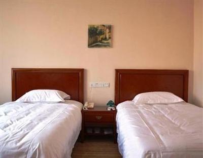 фото отеля GreenTree Inn Dalian Jinzhou Railway Station Express Hotel