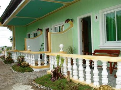 фото отеля Bunny's Beach Resort