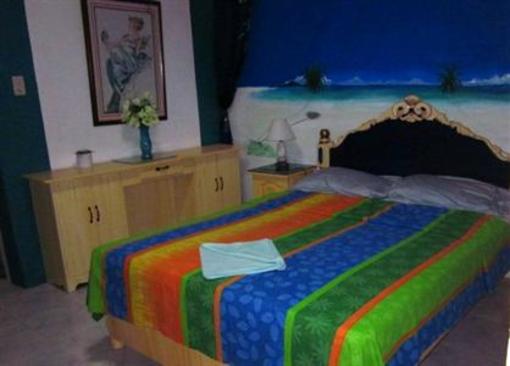 фото отеля Bunny's Beach Resort
