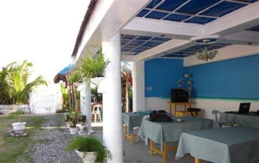 фото отеля Bunny's Beach Resort