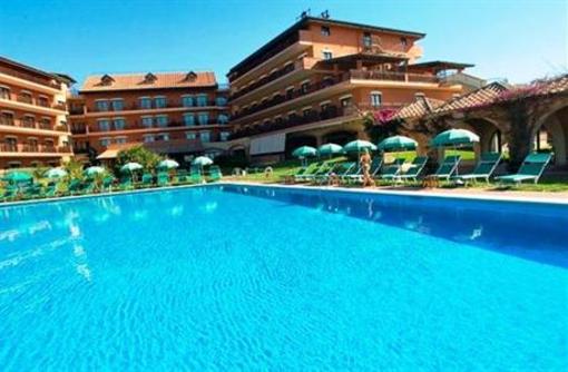 фото отеля Holiday Inn Resort Naples Castel Volturno