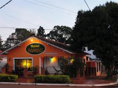 фото отеля Bambu Hostel Puerto Iguazu
