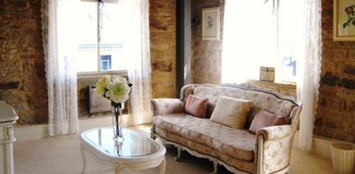 фото отеля Heritage Serviced Suites Huddersfield