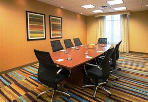 фото отеля Fairfield Inn & Suites Tulsa Downtown
