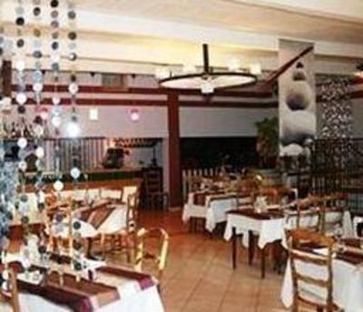 фото отеля Auberge Du Chateau Margon