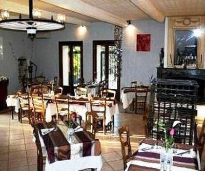 фото отеля Auberge Du Chateau Margon