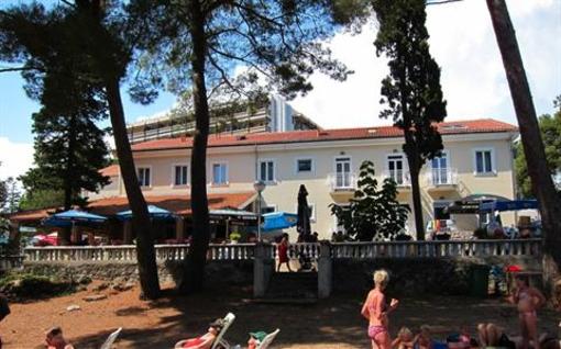 фото отеля Hotel Bor Krk