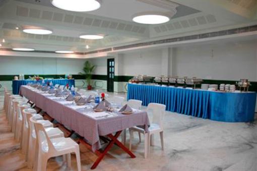 фото отеля Hotel Gnanam